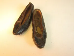 Deborah's doll shoes