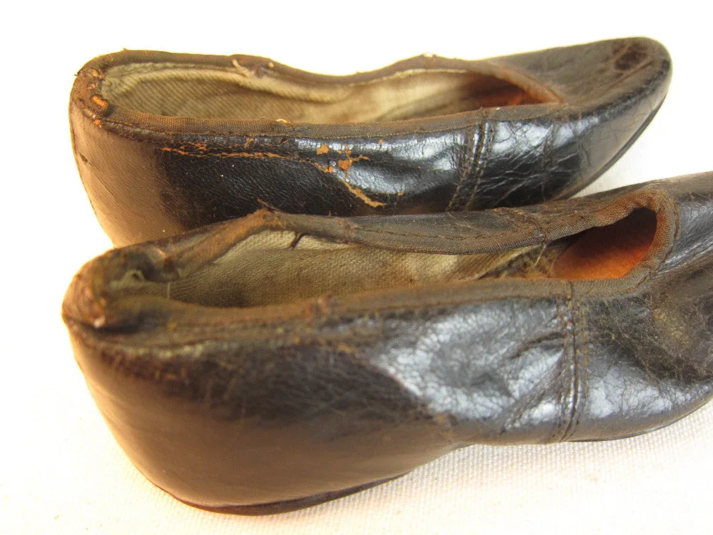 Deborah's doll shoes